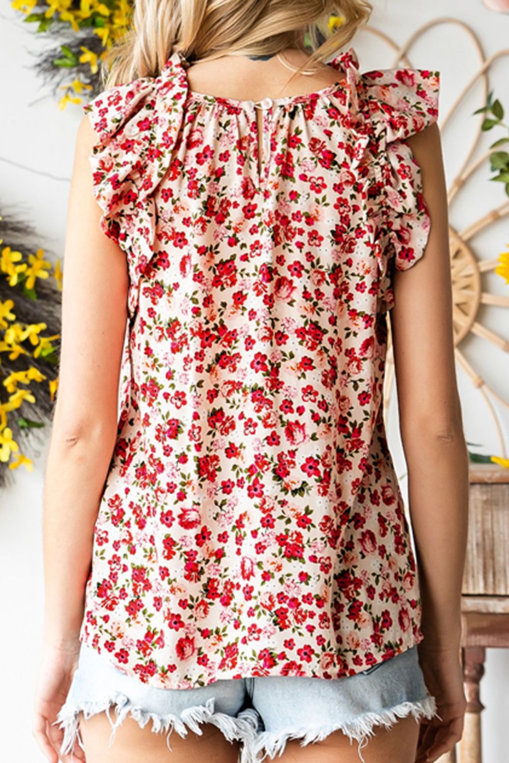 Ruffled Floral Round Neck Cap Sleeve Blouse.