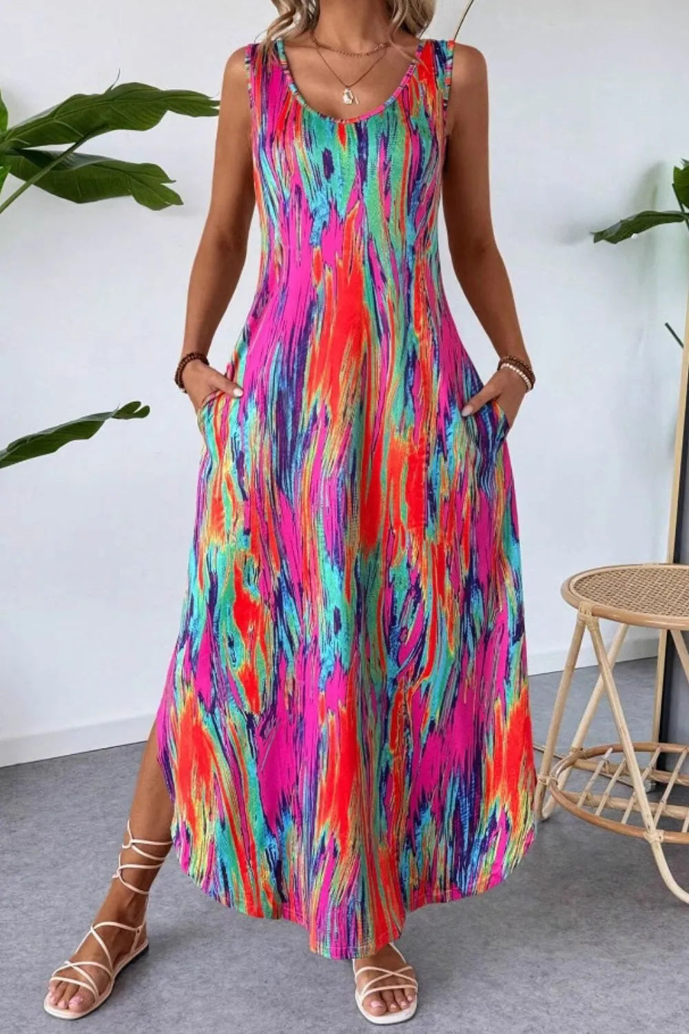 Scoop Neck Sleeveless Dress with Pockets.