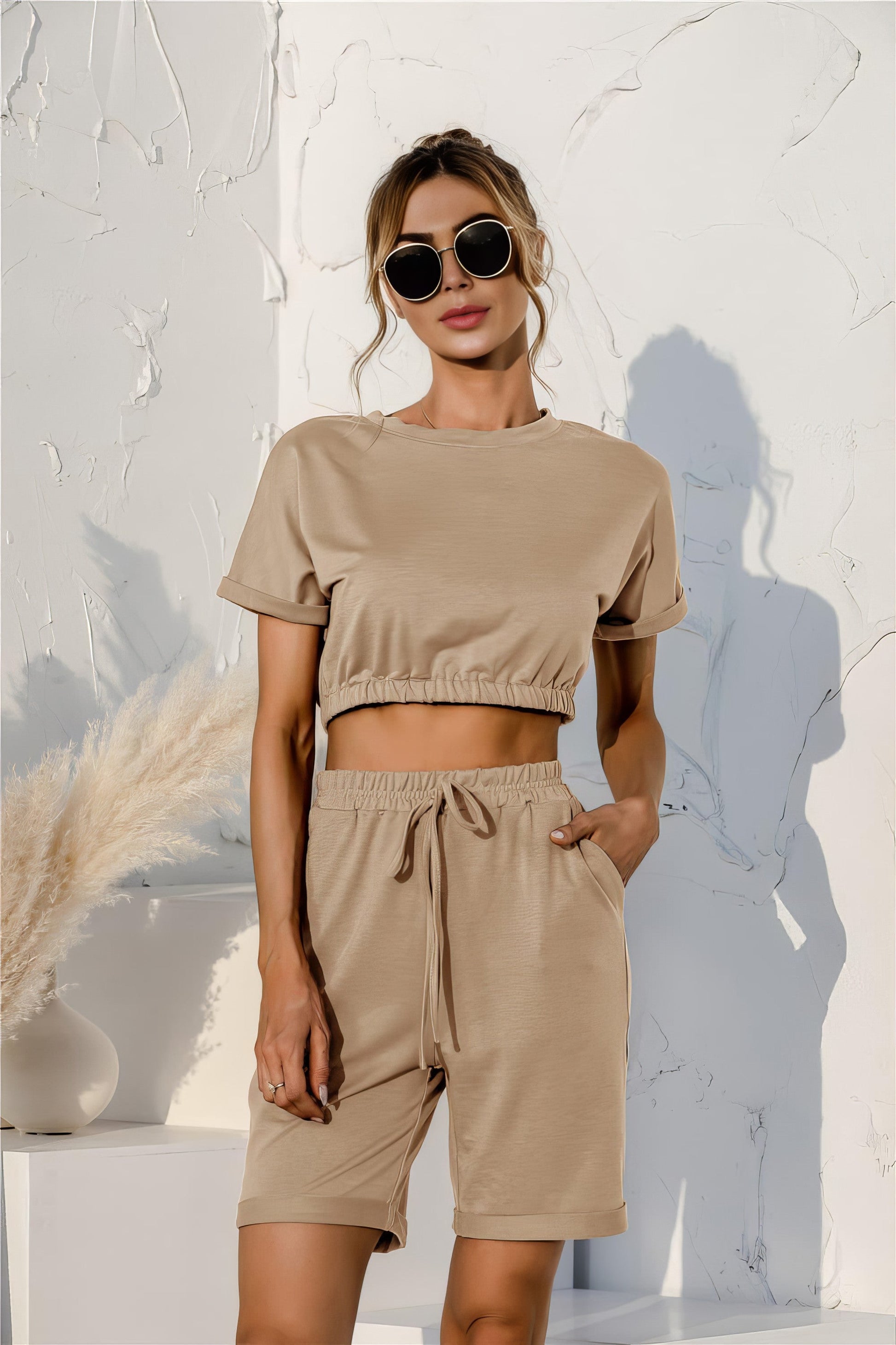 Women's short sleeve cropped top and drawstring shorts lounge set with tie