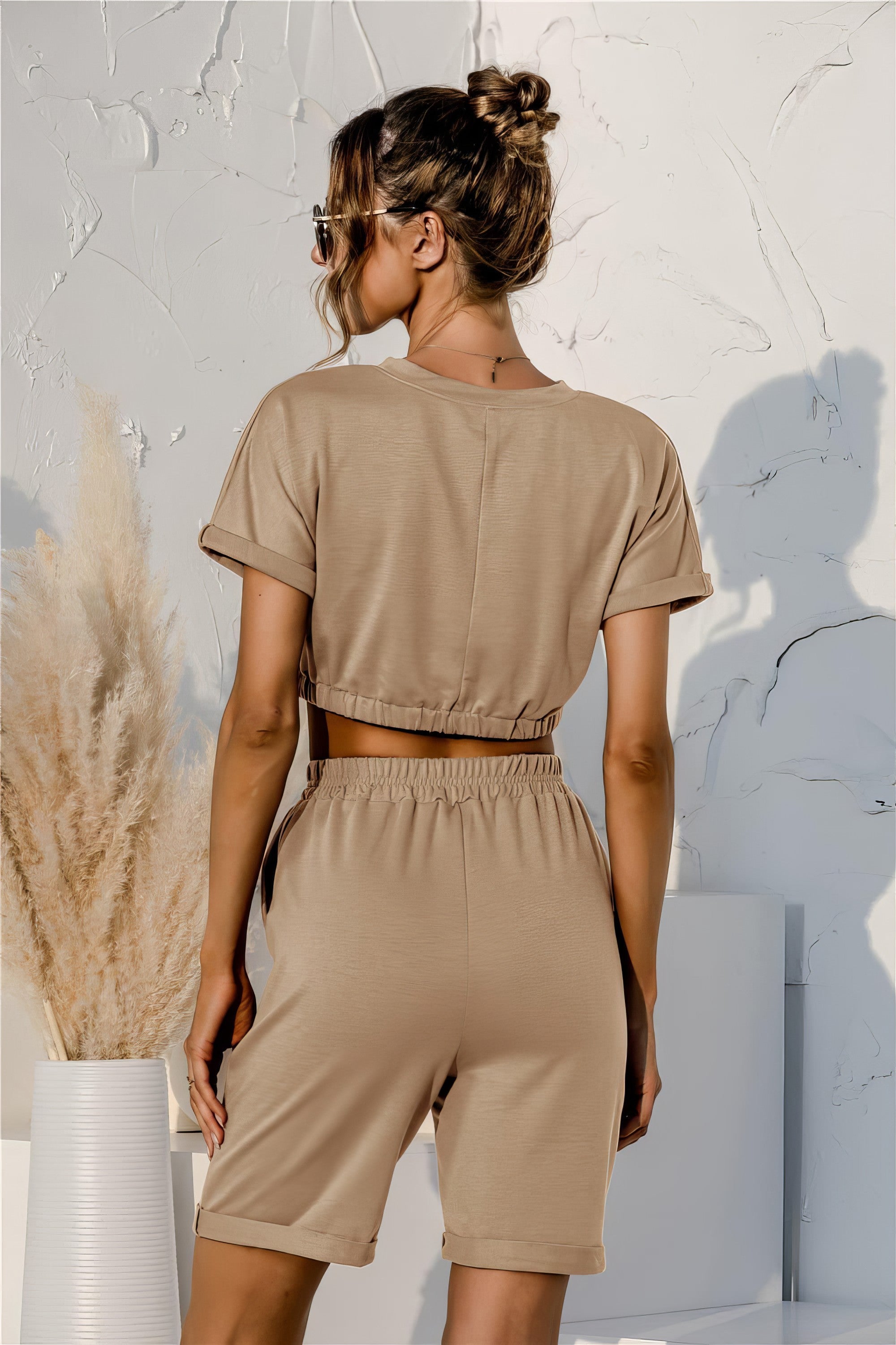 Women's short sleeve cropped top and drawstring shorts lounge set with tie