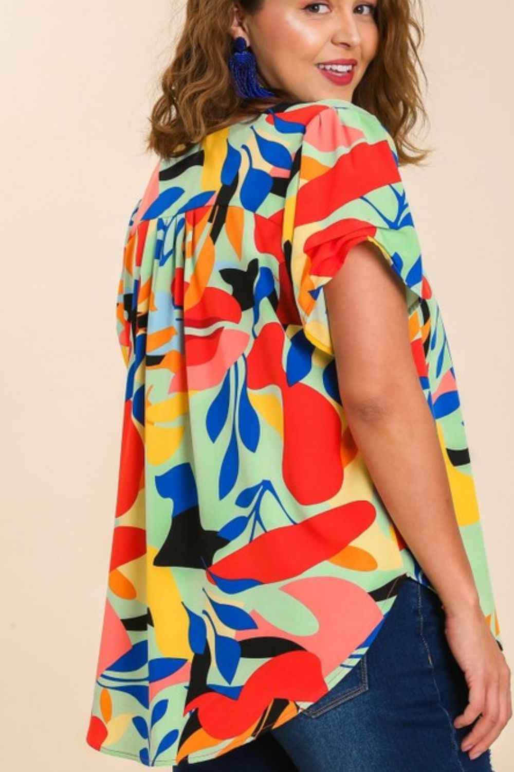 Umgee Full Size Short Sleeved Abstract Print Top, plus size.