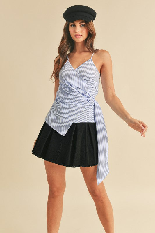 Shoulder ribbon tied contrast tank, opaque and slightly stretchy.