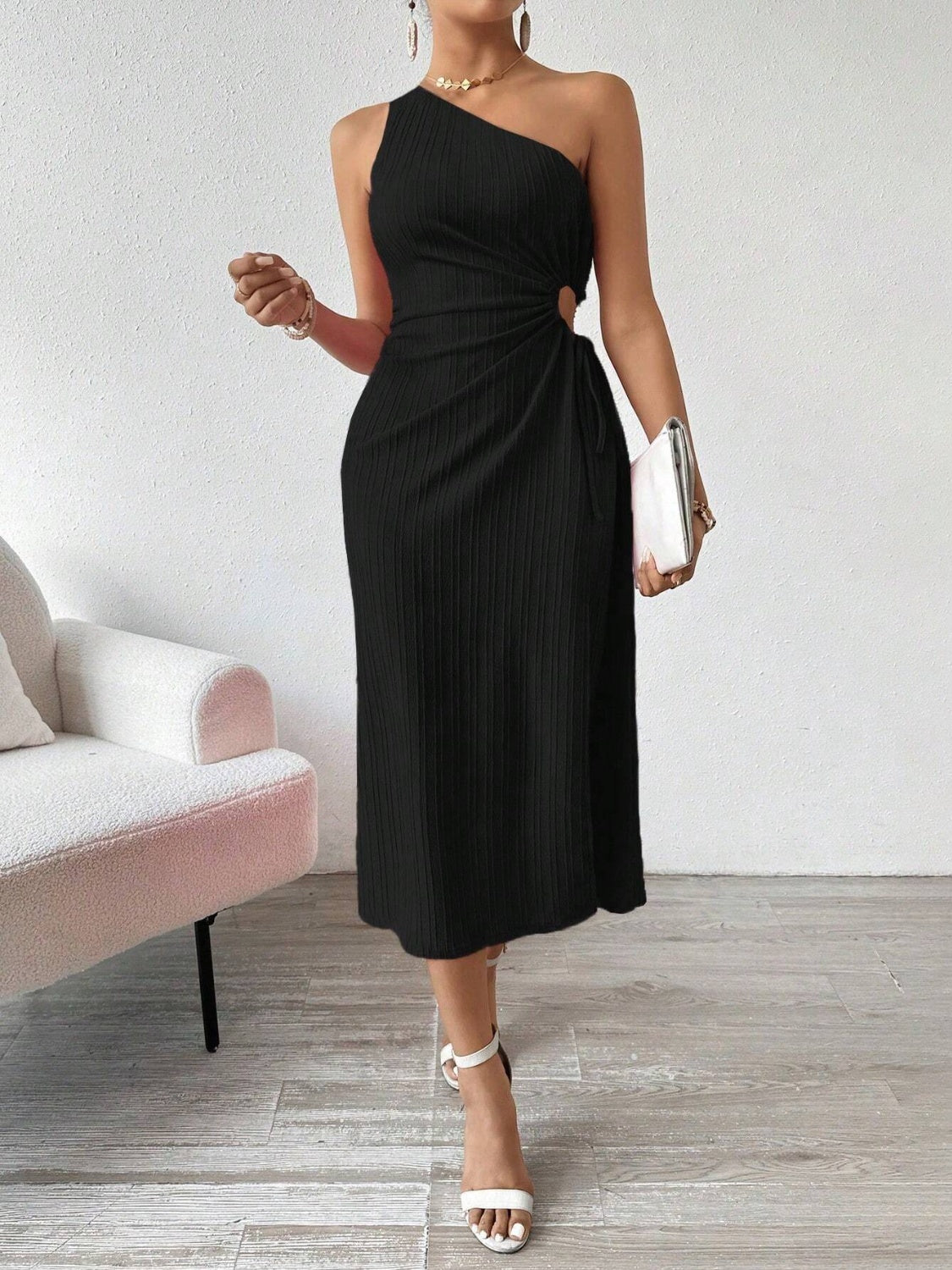 Side Slit Cutout Single Shoulder Dress.