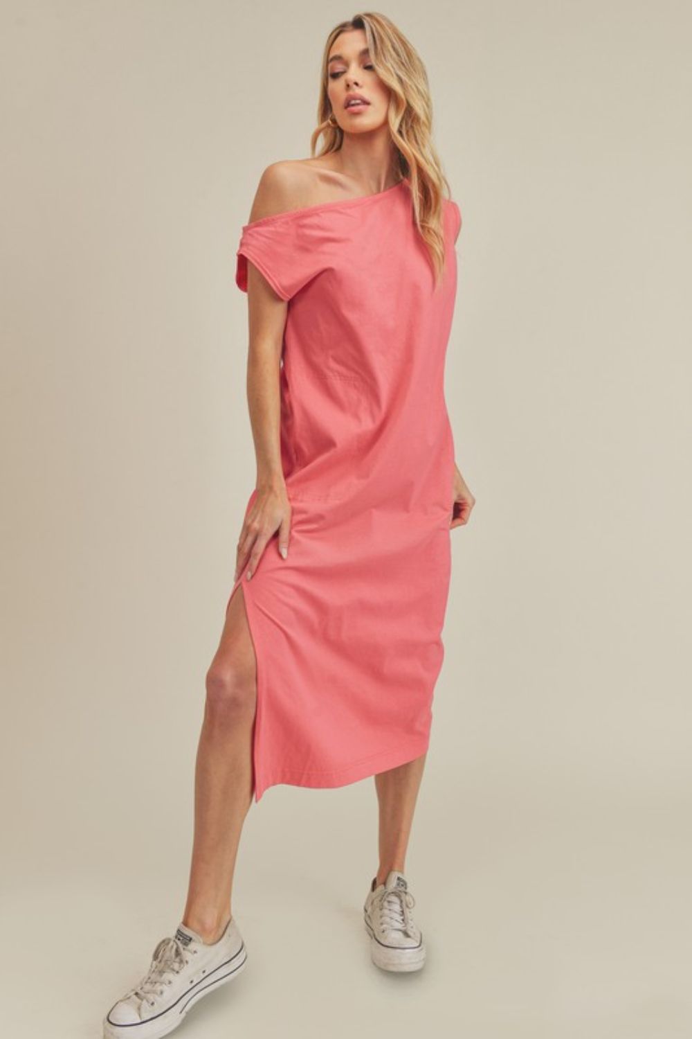 Aemi Co Side Slit Round Neck Sleeveless Midi Dress.