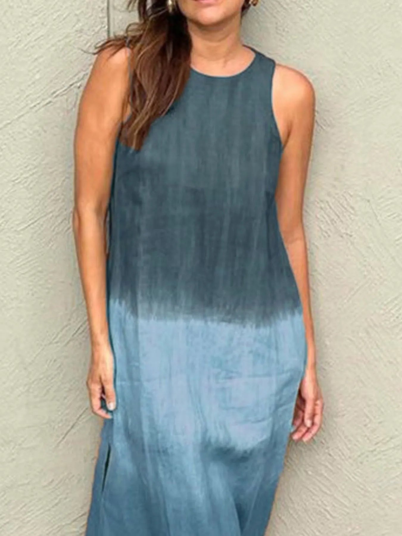 Full Size Sleeveless Gradient Tank Midi Dress Plus Size.