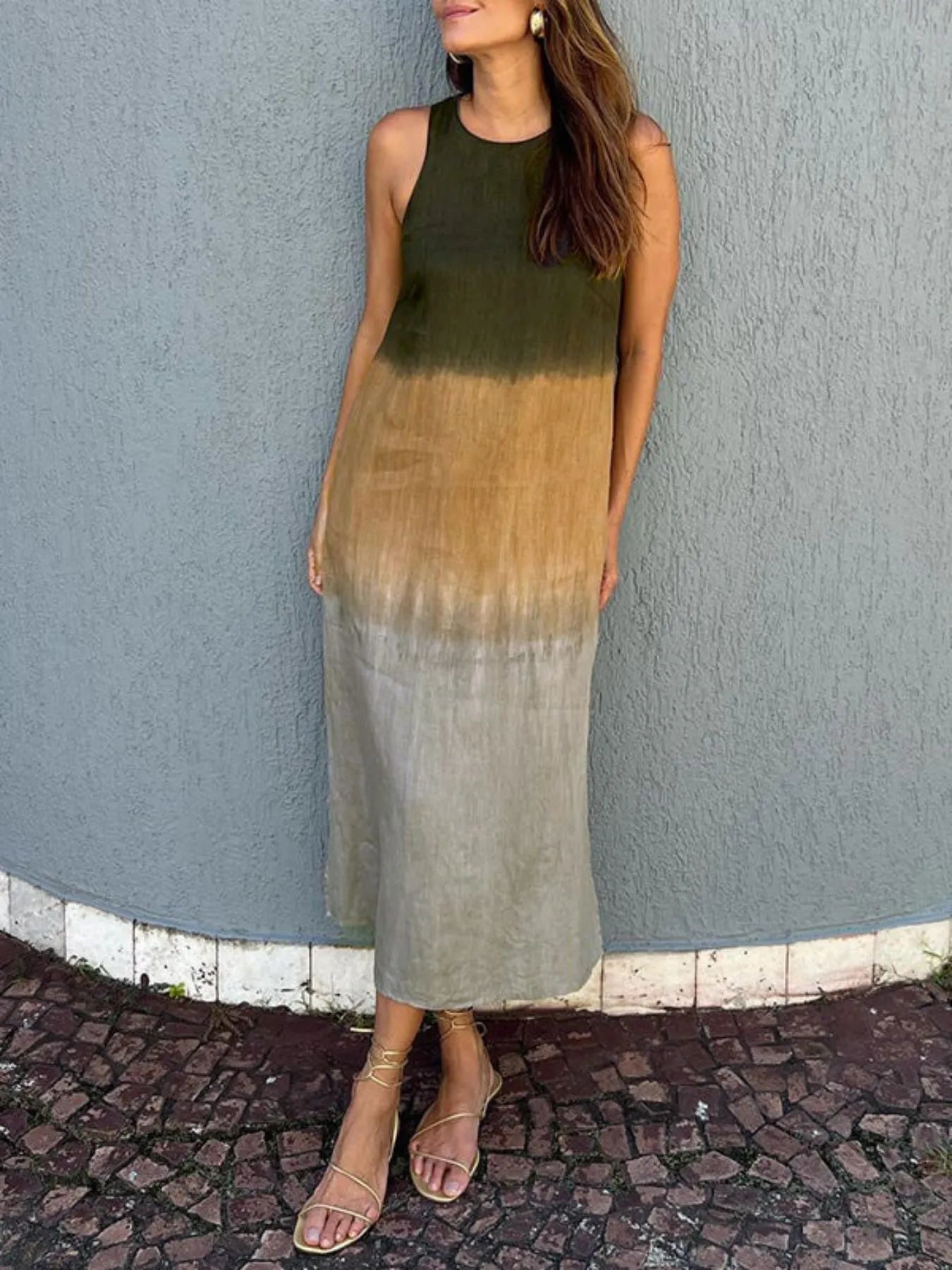 Full Size Sleeveless Gradient Tank Midi Dress Plus Size.