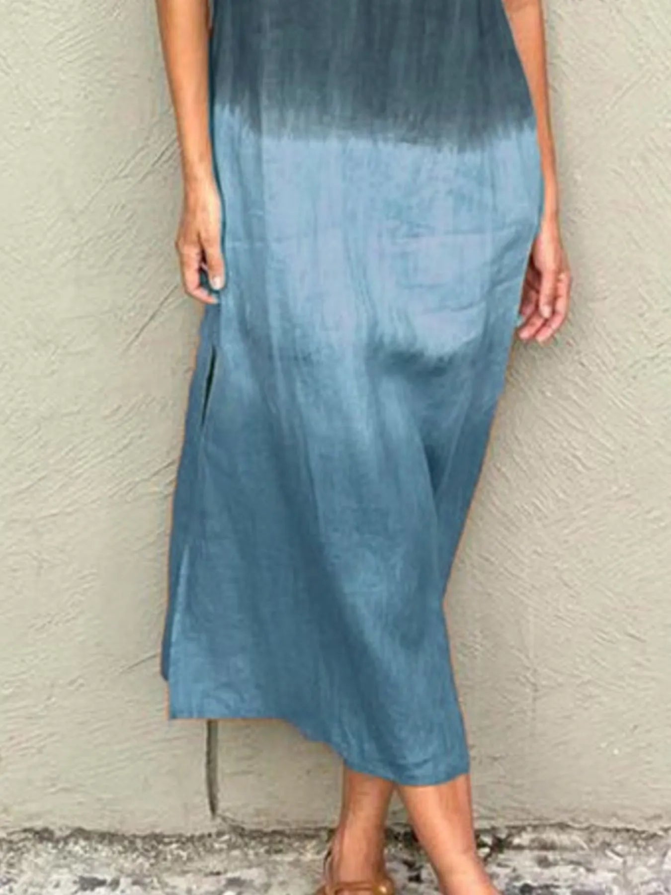 Full Size Sleeveless Gradient Tank Midi Dress Plus Size.