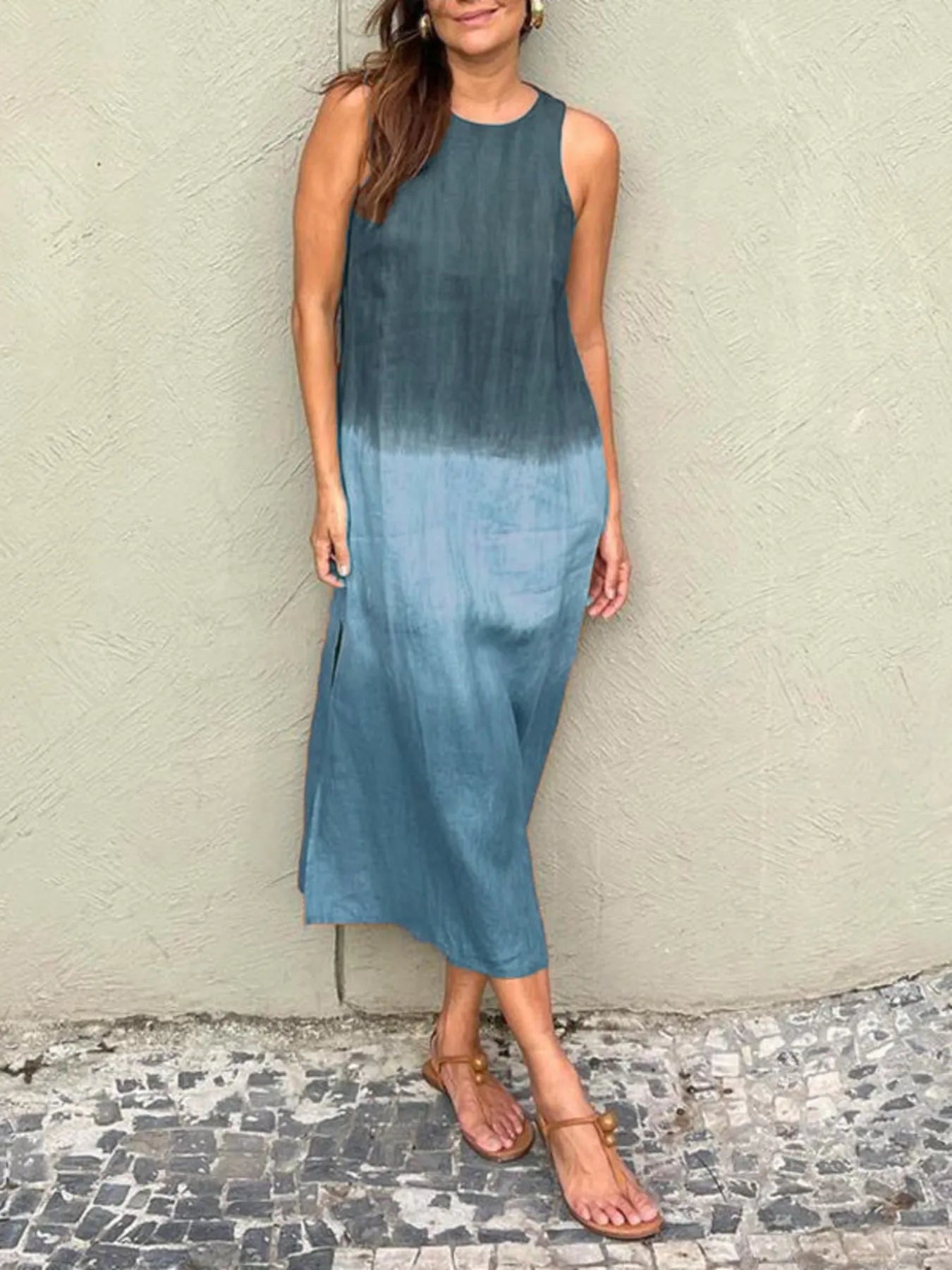 Full Size Sleeveless Gradient Tank Midi Dress Plus Size.