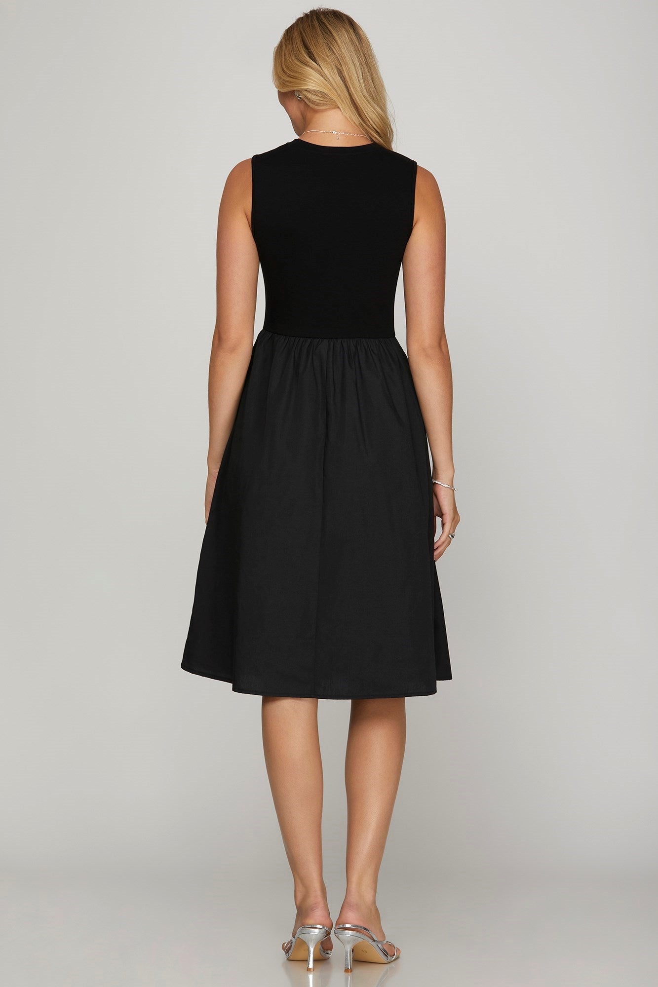 She Sky Full Size Sleeveless Poplin Woven Midi Dress with Pockets Plus Size.