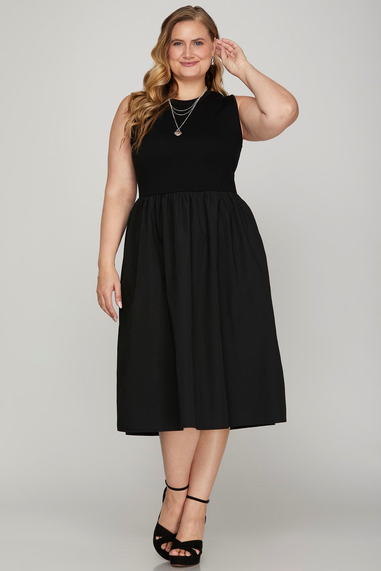 She Sky Full Size Sleeveless Poplin Woven Midi Dress with Pockets Plus Size.