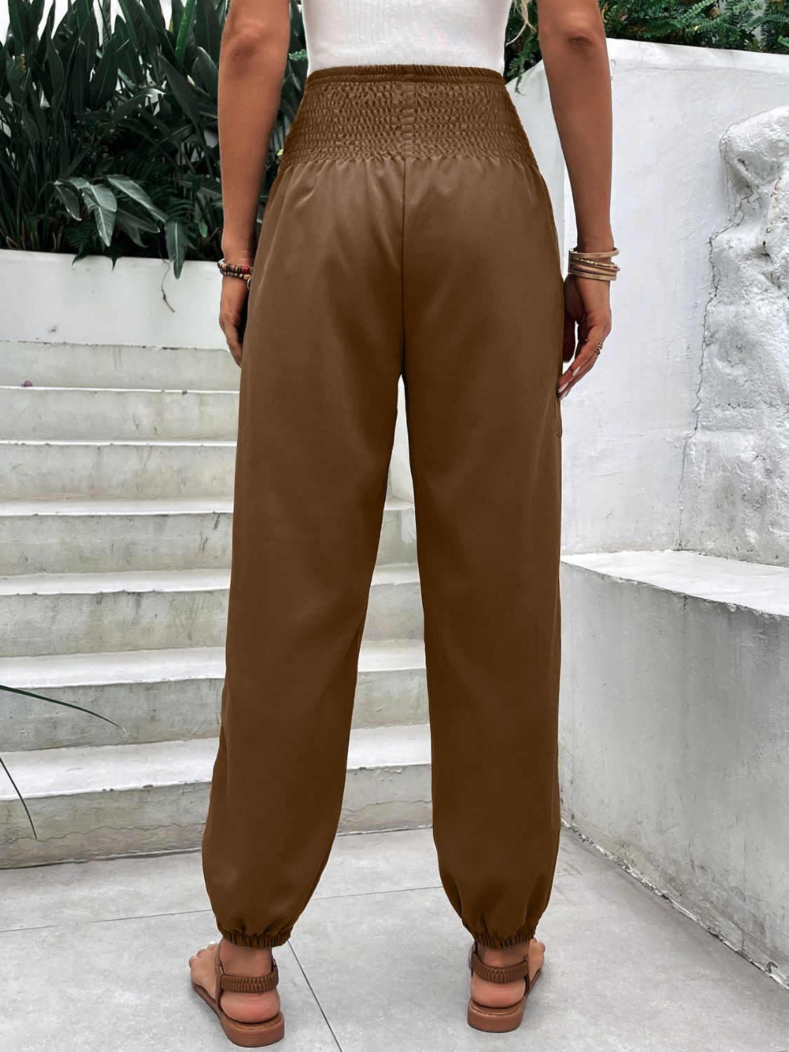 Smocked high rise joggers with pockets, opaque.
