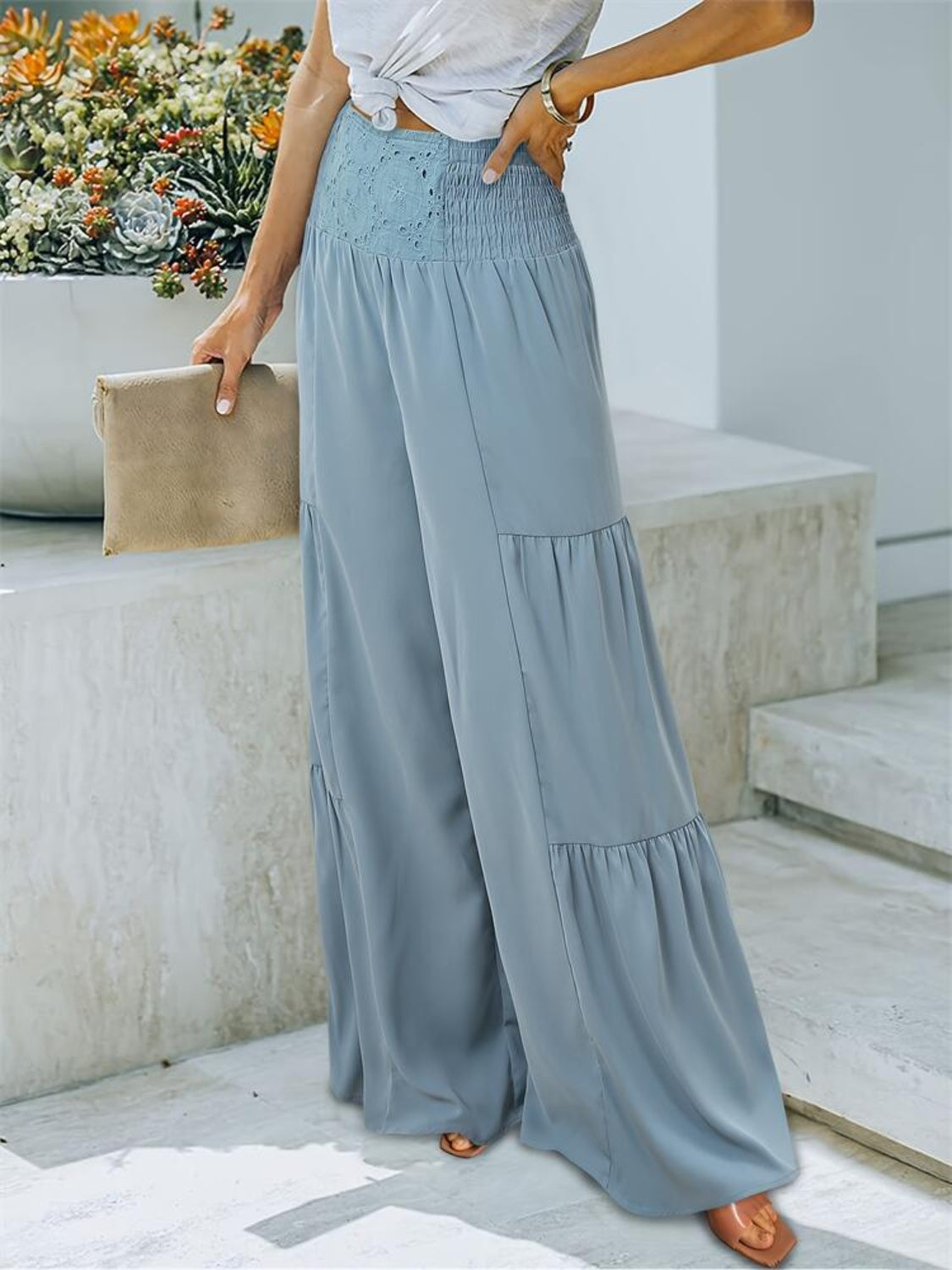 Smocked high waist pants, opaque.