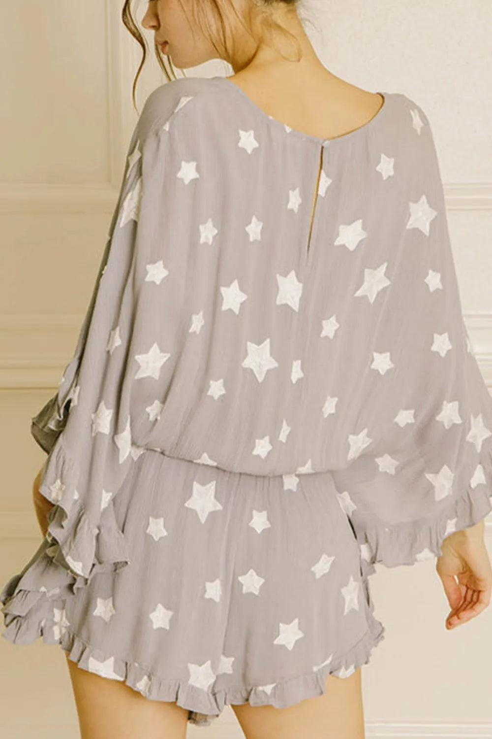Star Print Crinkle Textured Kimono Ruffle Sleeve Romper.
