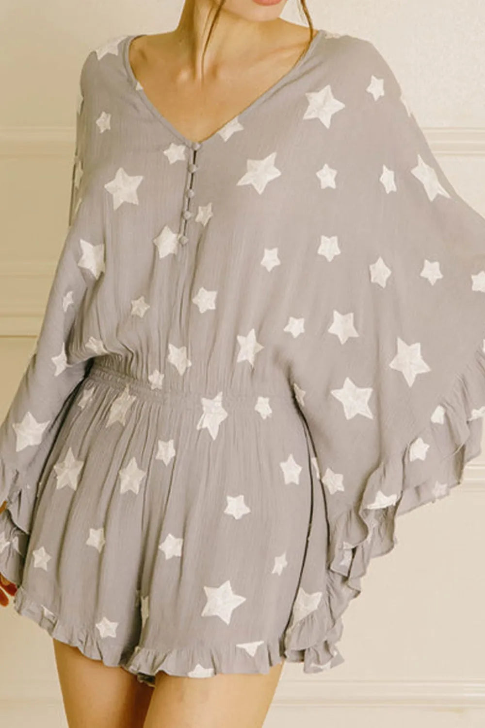 Star Print Crinkle Textured Kimono Ruffle Sleeve Romper.