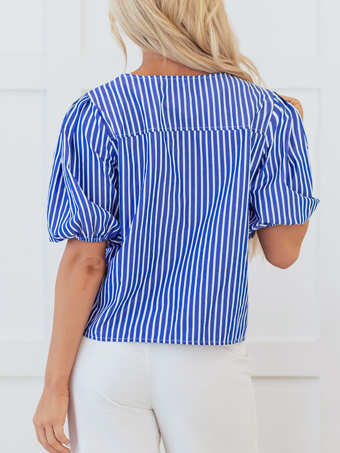 Stripe Tied Front Puff Short Sleeve Top.