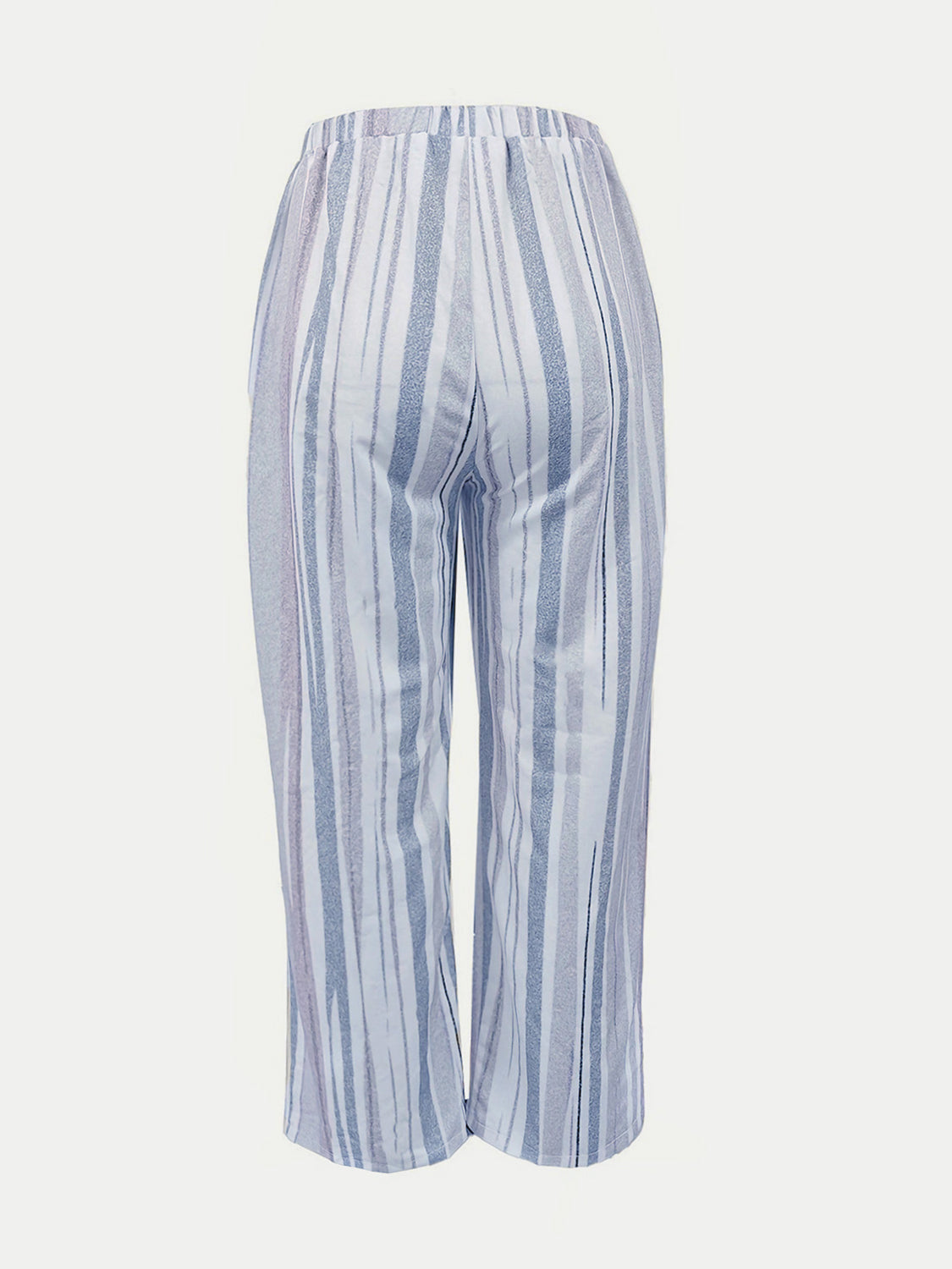 Striped pants with pockets, opaque.