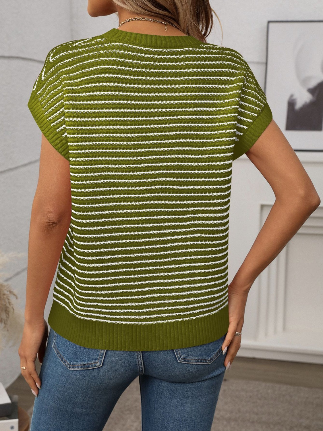 Striped Round Neck Short Sleeve Knit Top.