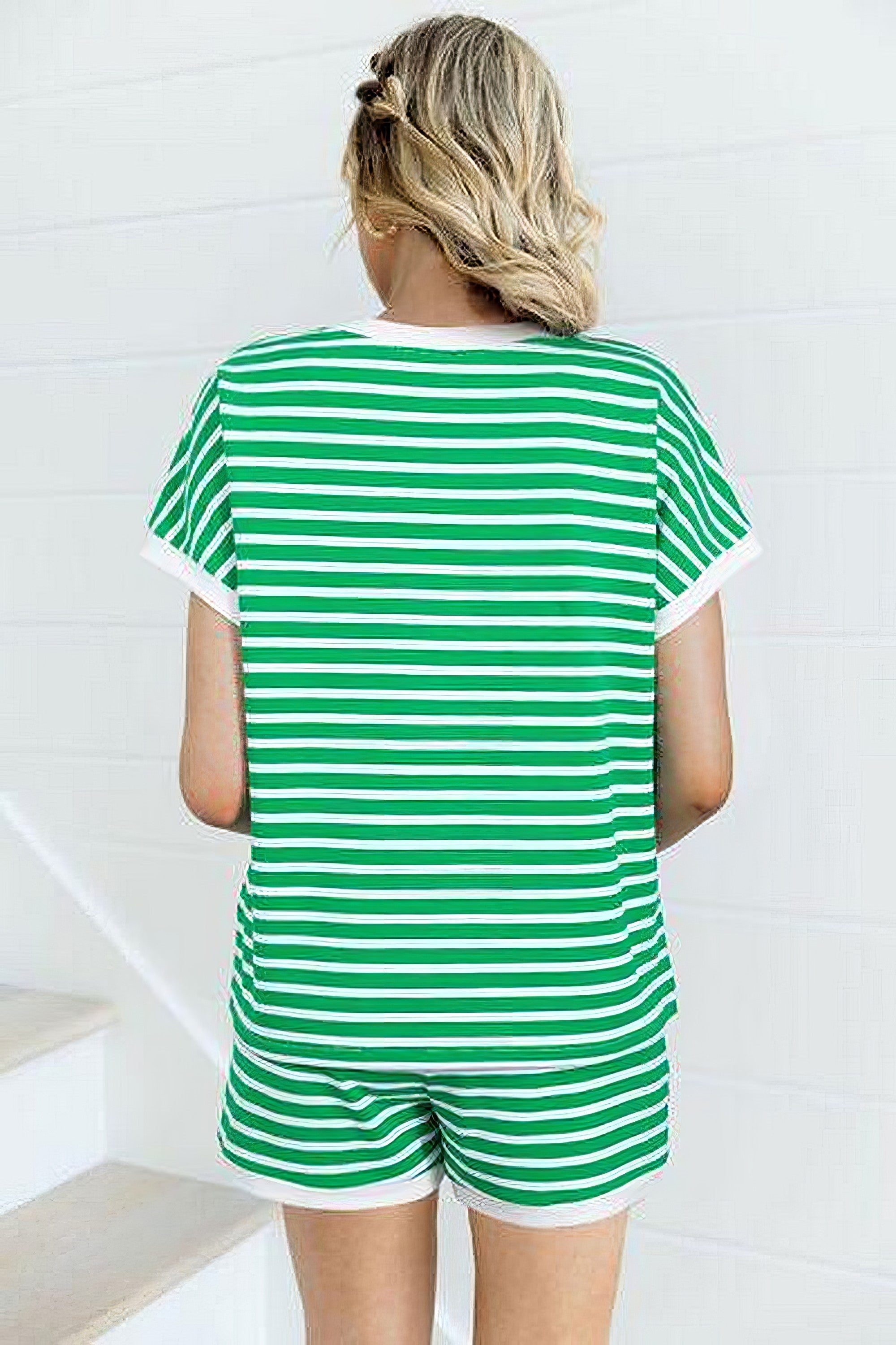 Women's striped round neck short sleeve top and shorts set