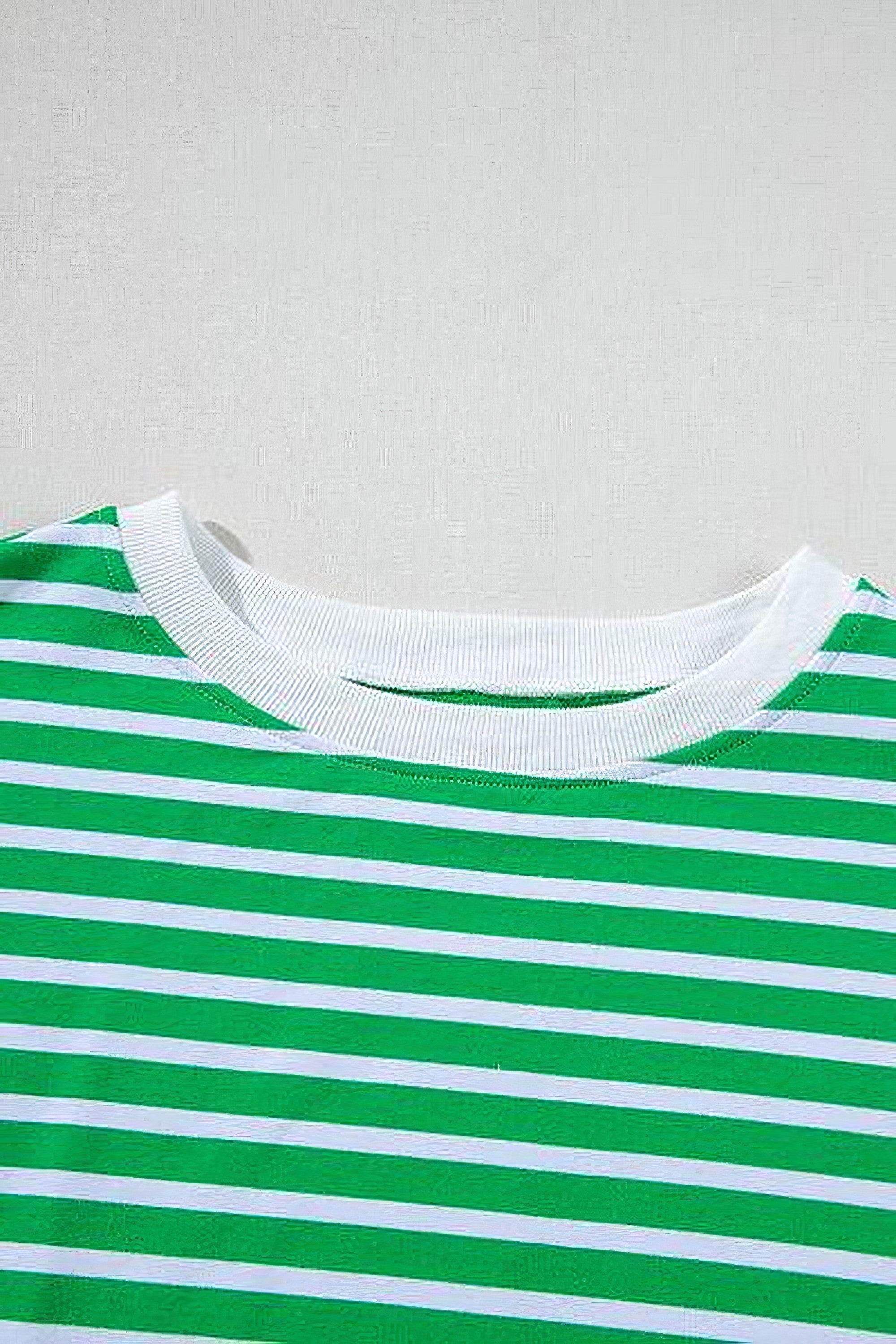 Women's striped round neck short sleeve top and shorts set