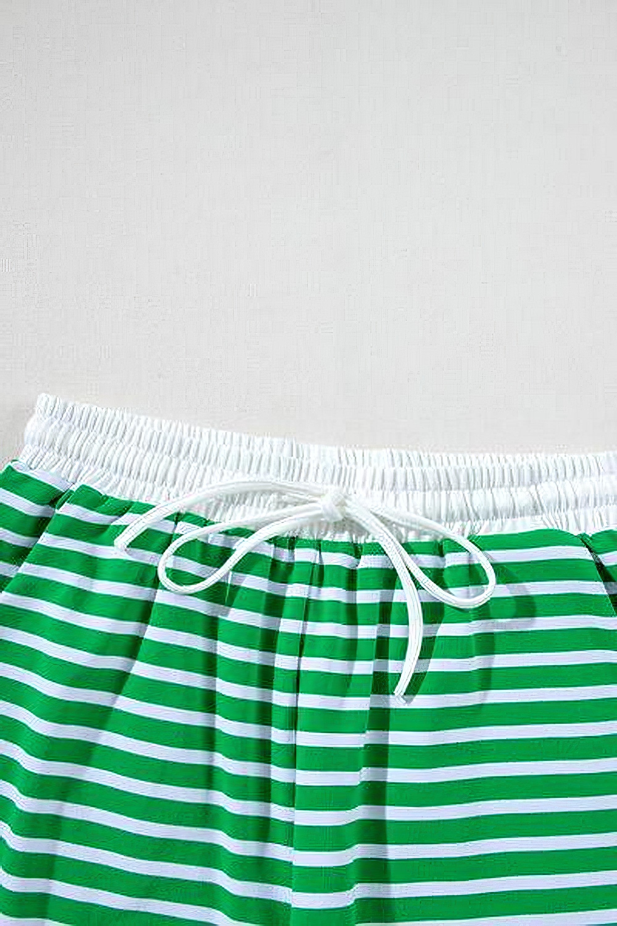 Women's striped round neck short sleeve top and shorts set