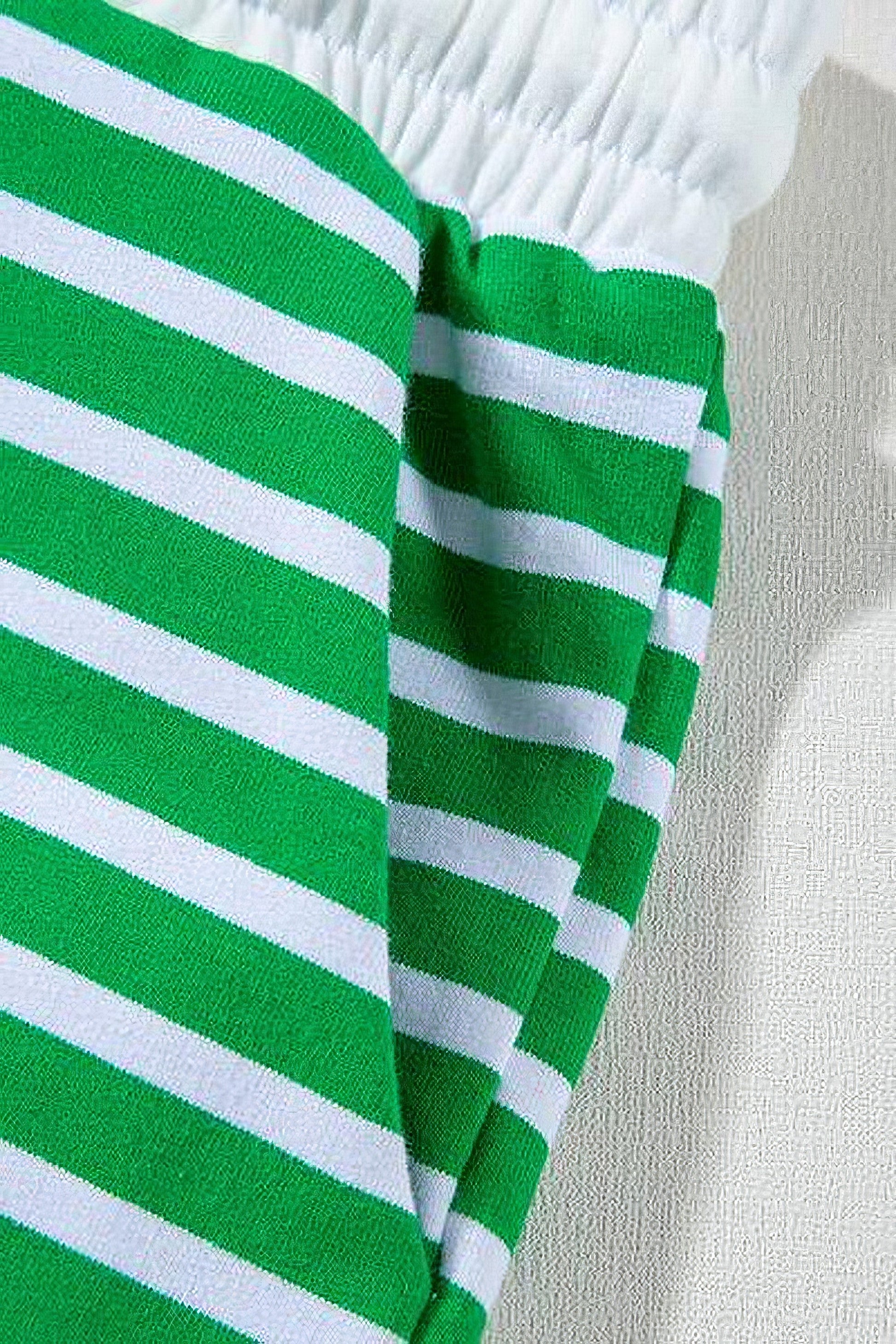 Women's striped round neck short sleeve top and shorts set
