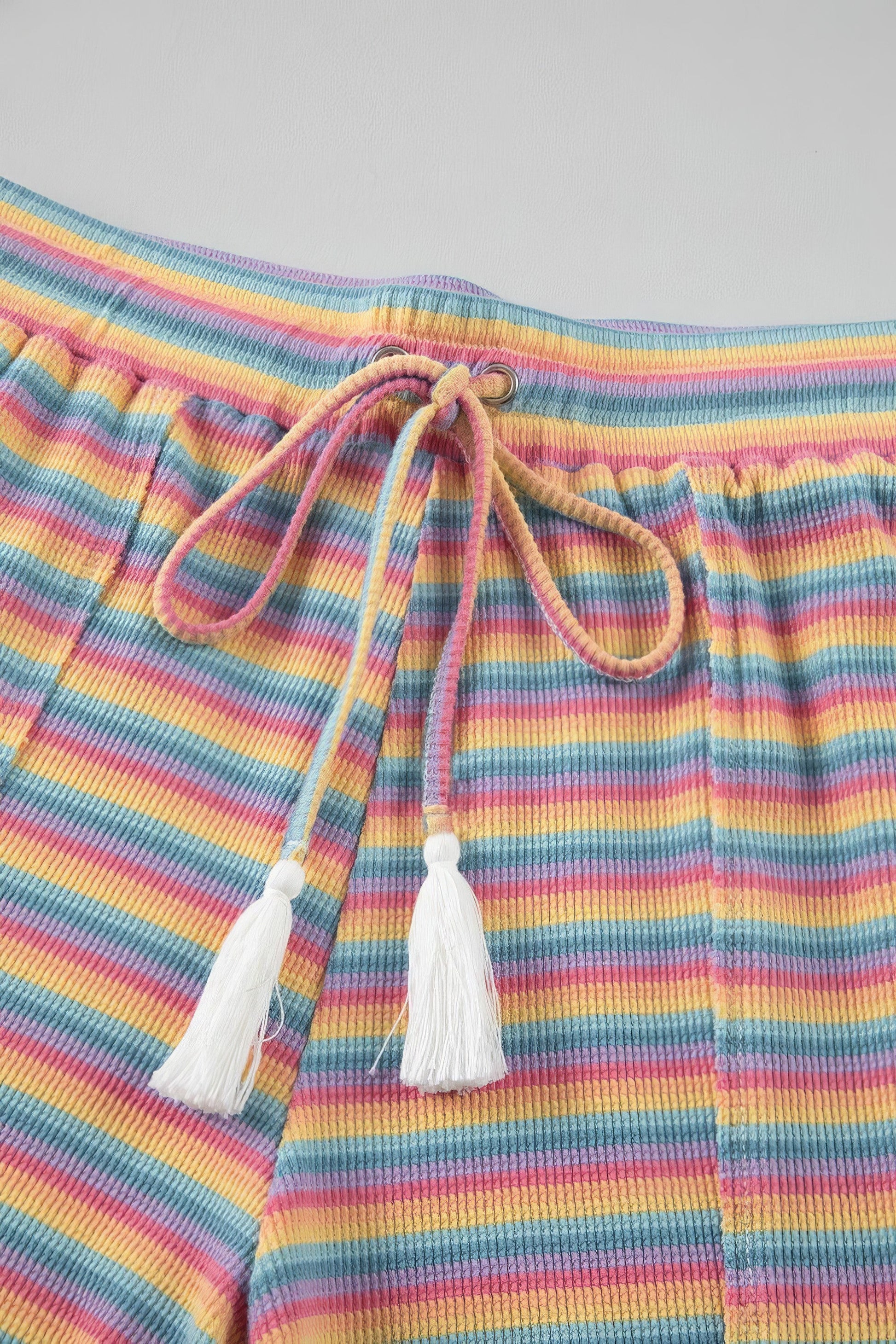 Women's striped round neck top and shorts set with drawstring