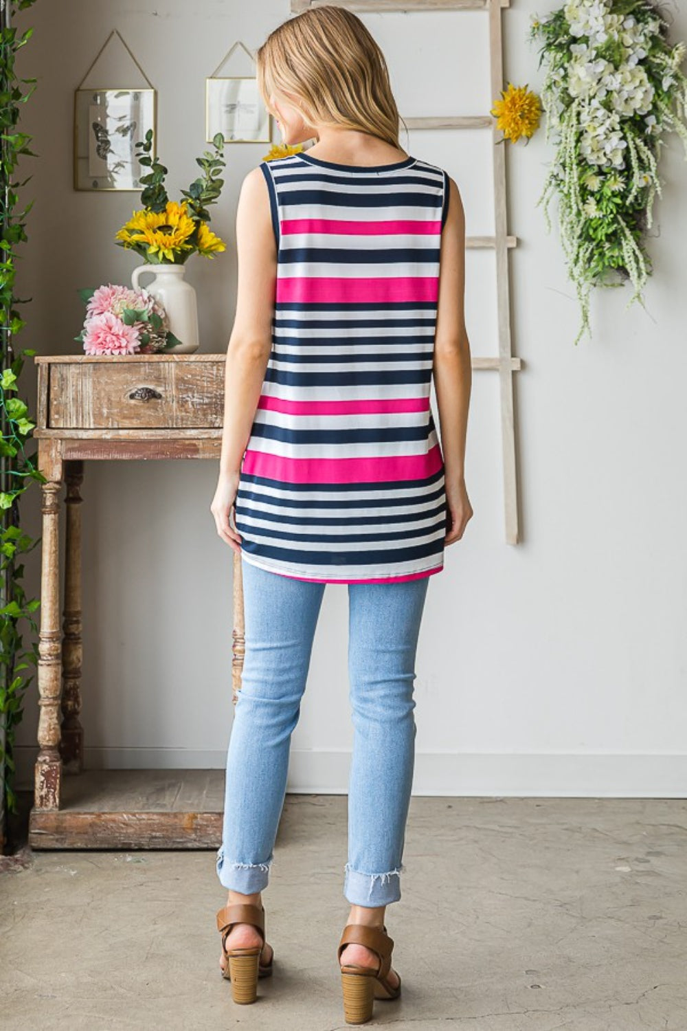 Full size striped twist knot round neck tank, opaque and highly stretchy.