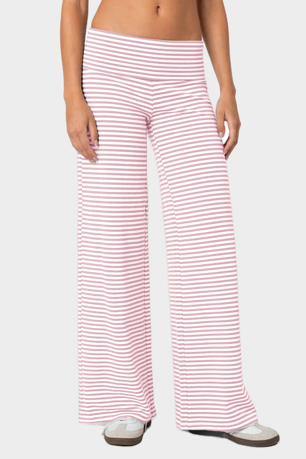 Striped wide leg pants, opaque.