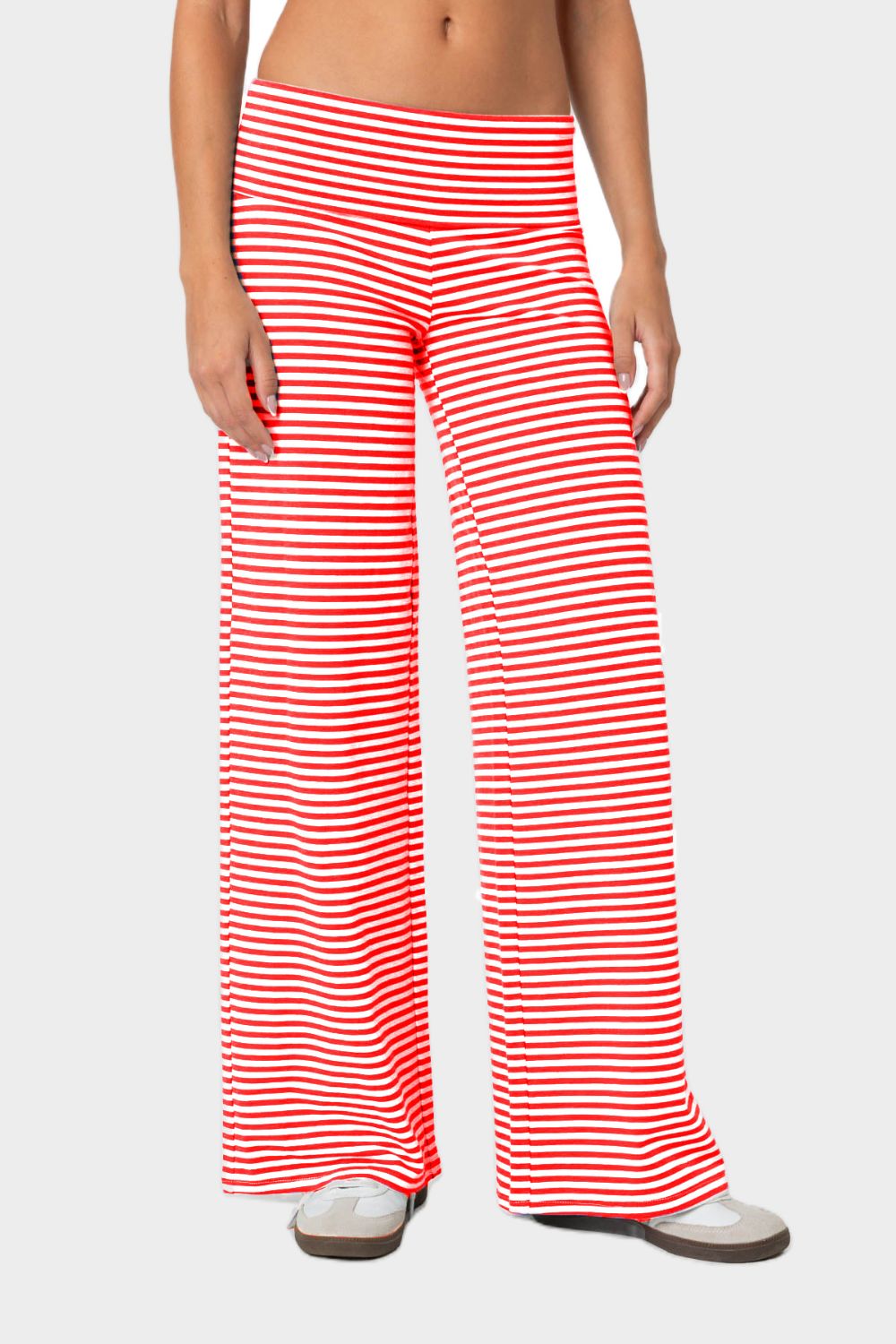 Striped wide leg pants, opaque.