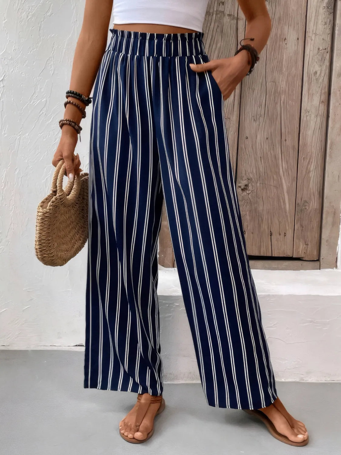 Striped wide leg pants with pockets.