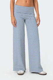Striped wide leg pants, opaque.