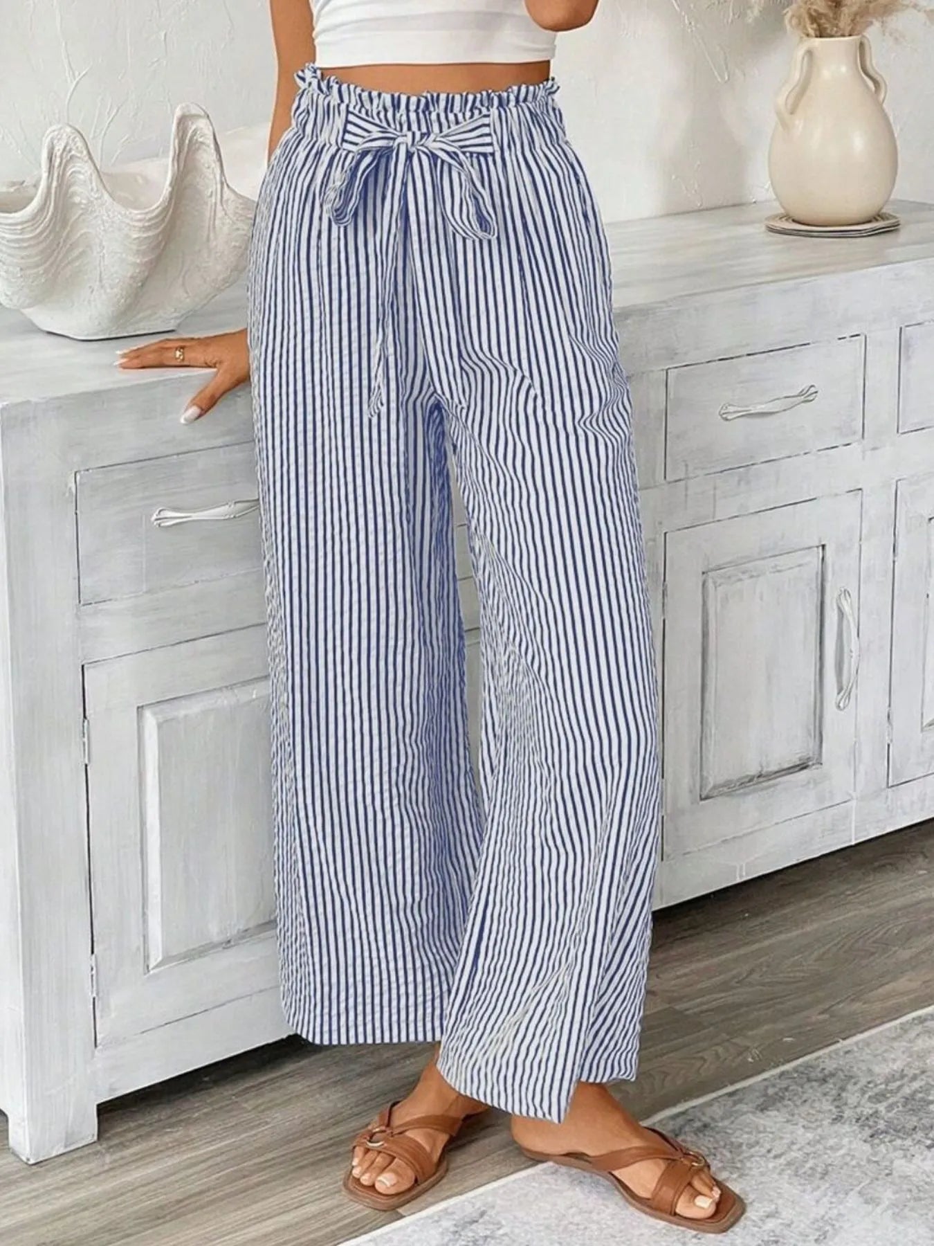 Striped wide leg paper bag pants plus size with tie and pockets.