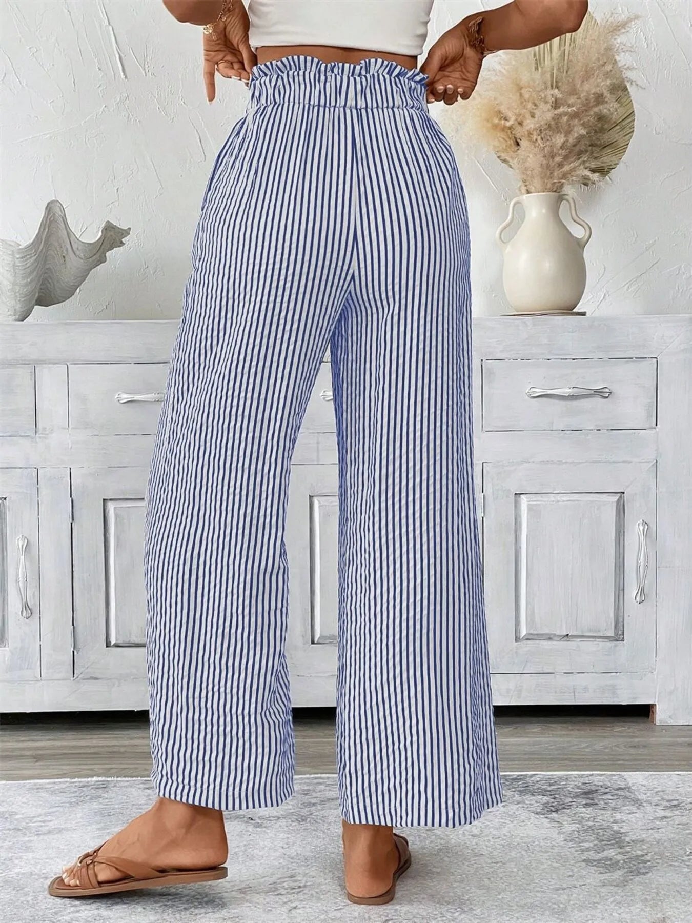 Striped wide leg paper bag pants plus size with tie and pockets.