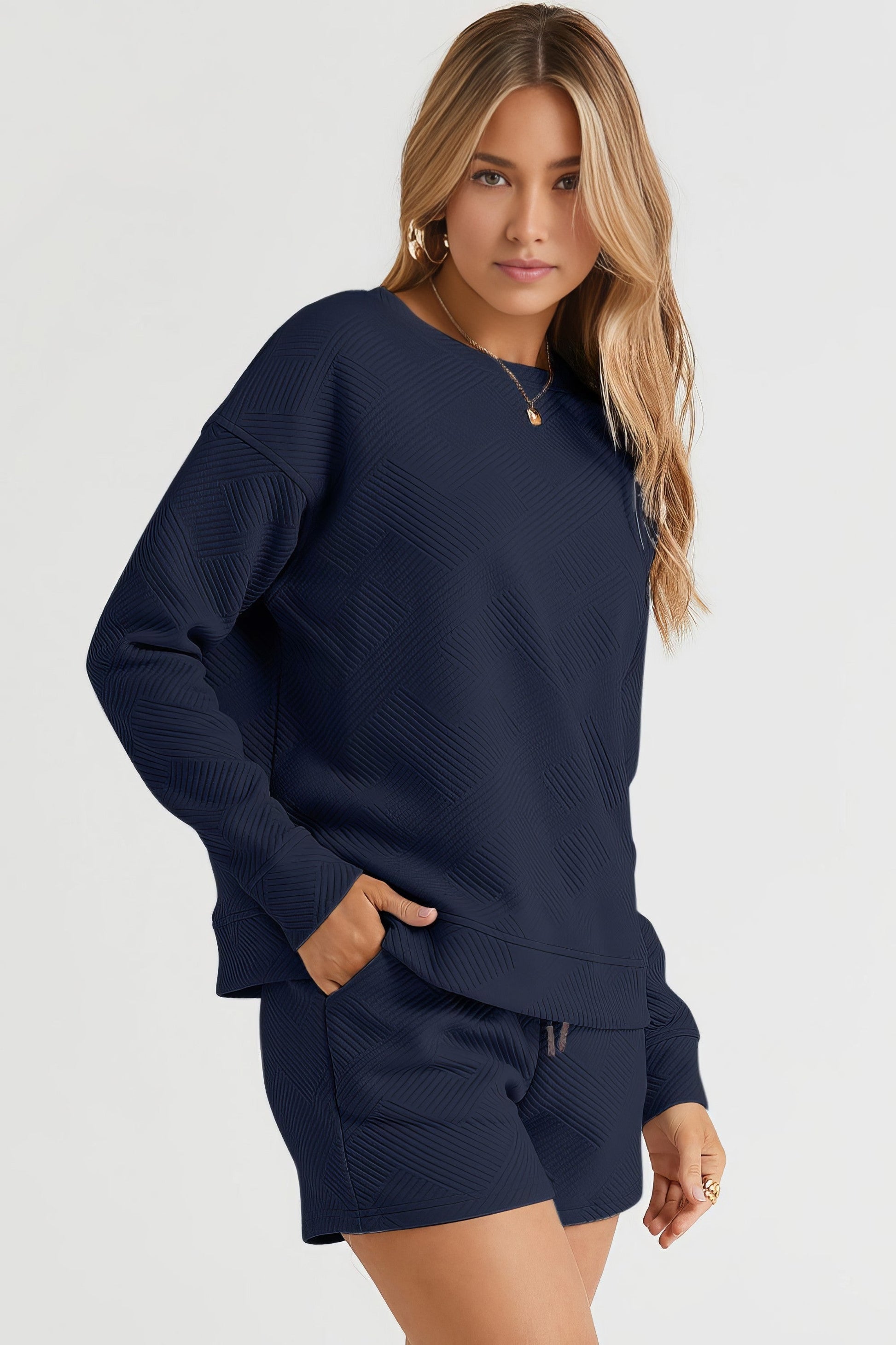 Women's texture long sleeve top and drawstring shorts set with pockets
