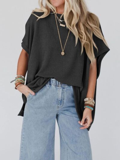Lovelet Texture Round Neck Short Sleeve T-Shirt.