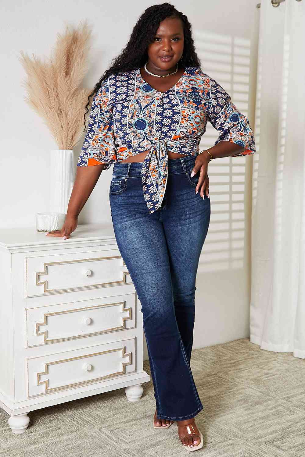 Tie Hem V-Neck Three-Quarter Sleeve Blouse.