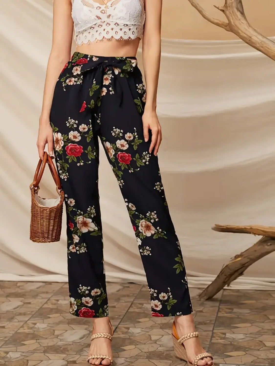 Tied floral straight pants, opaque.