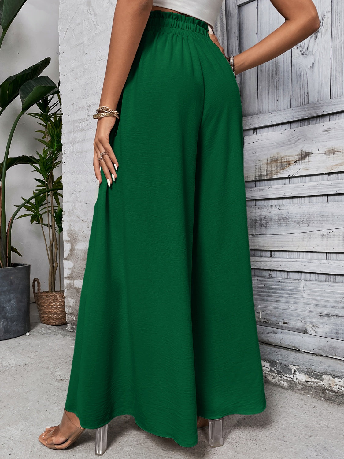 Tied high waist wide leg pants, opaque.