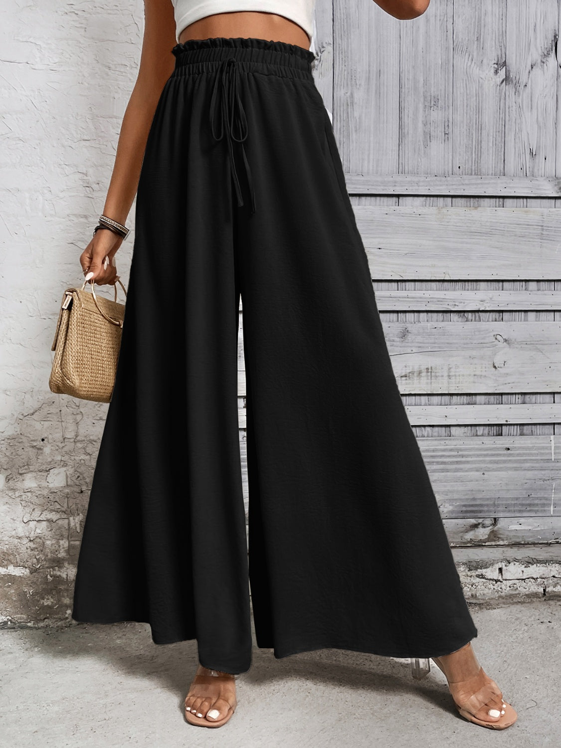 Tied high waist wide leg pants, opaque.