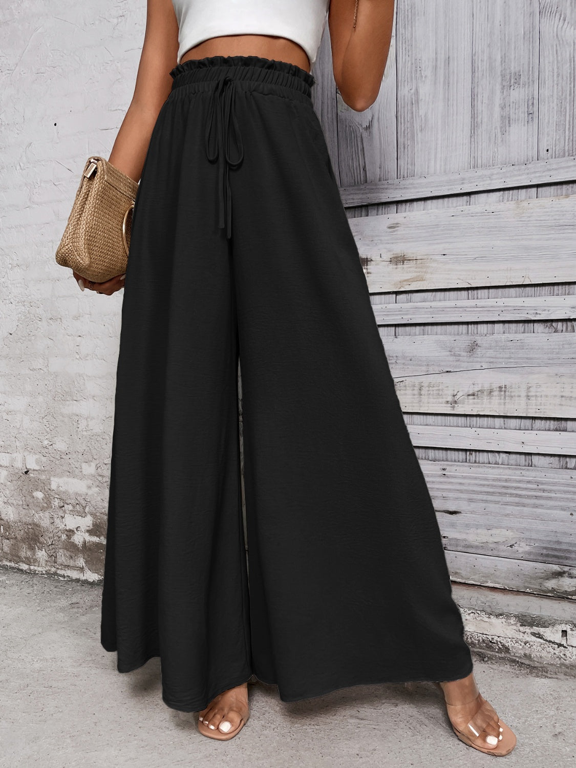 Tied high waist wide leg pants, opaque.