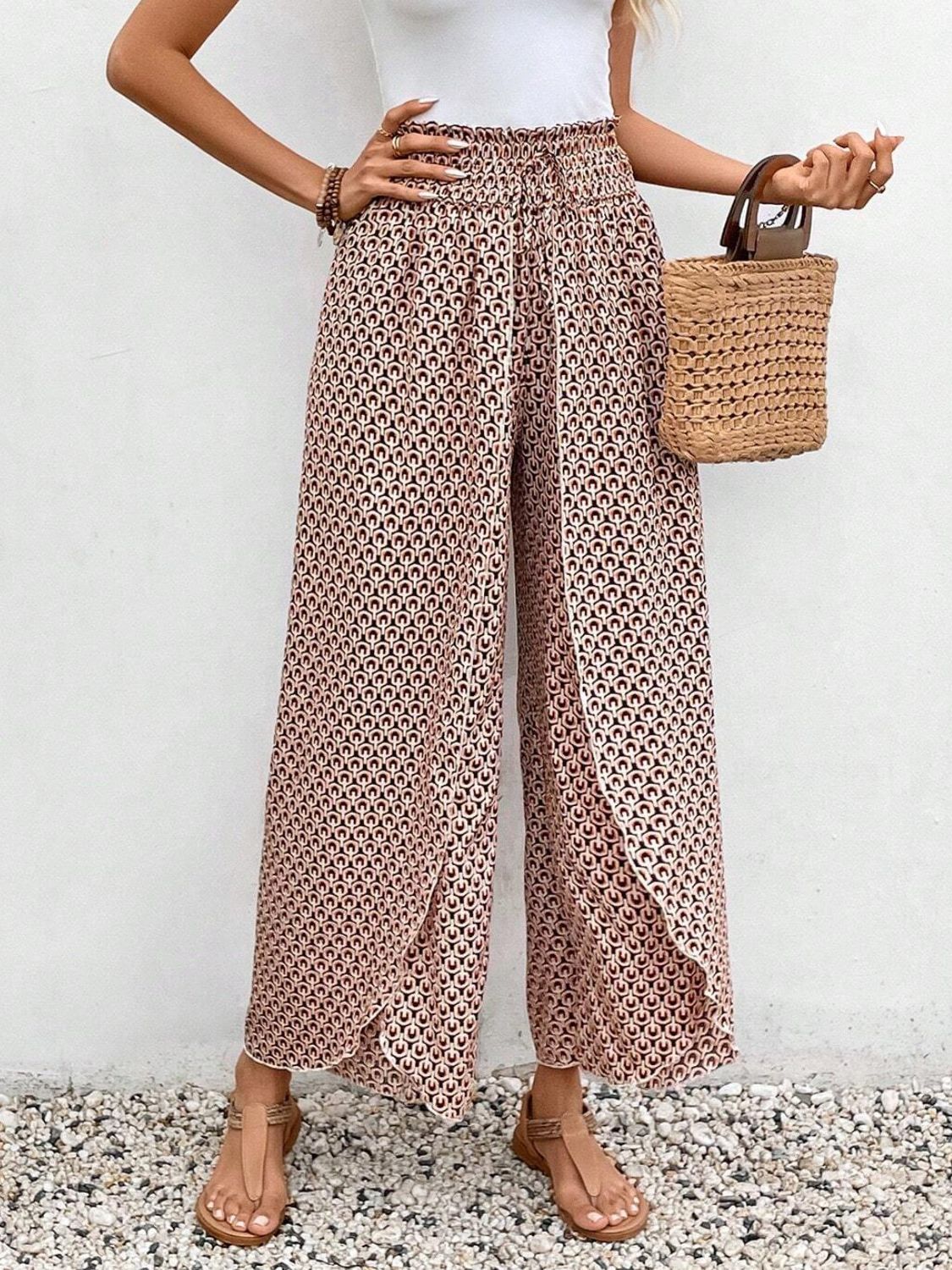 Tied printed wide leg pants with slit, opaque.