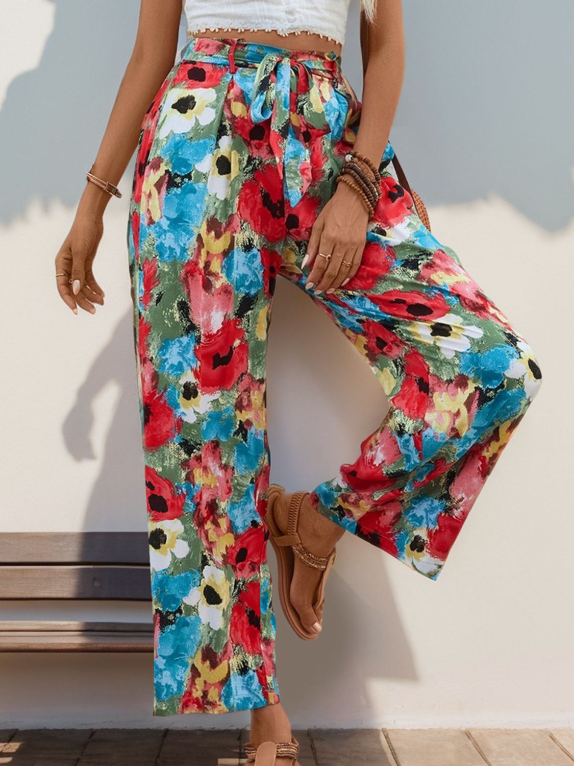 Tied printed wide leg pants with pockets, opaque.