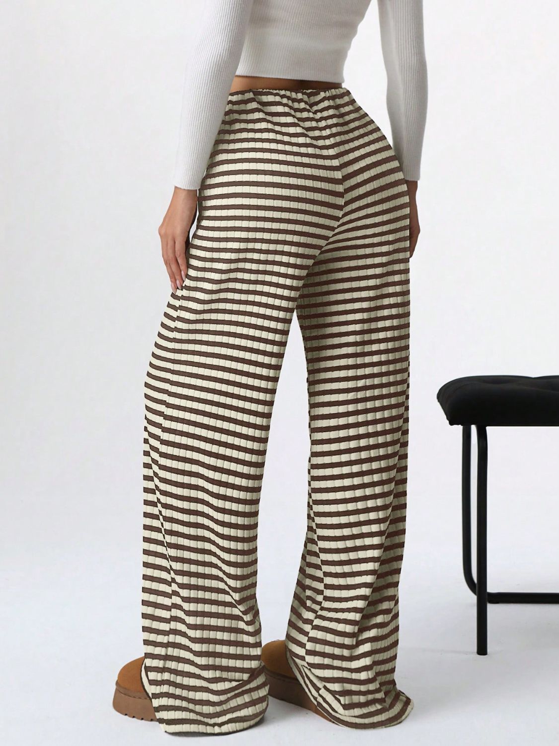 Tied striped wide leg pants, opaque.