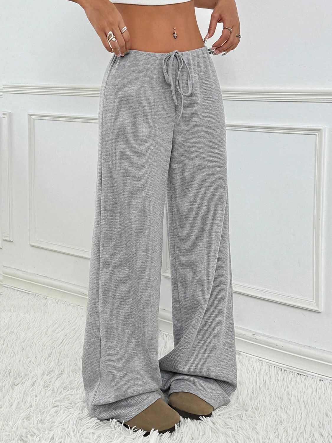 Tied striped wide leg pants, opaque.