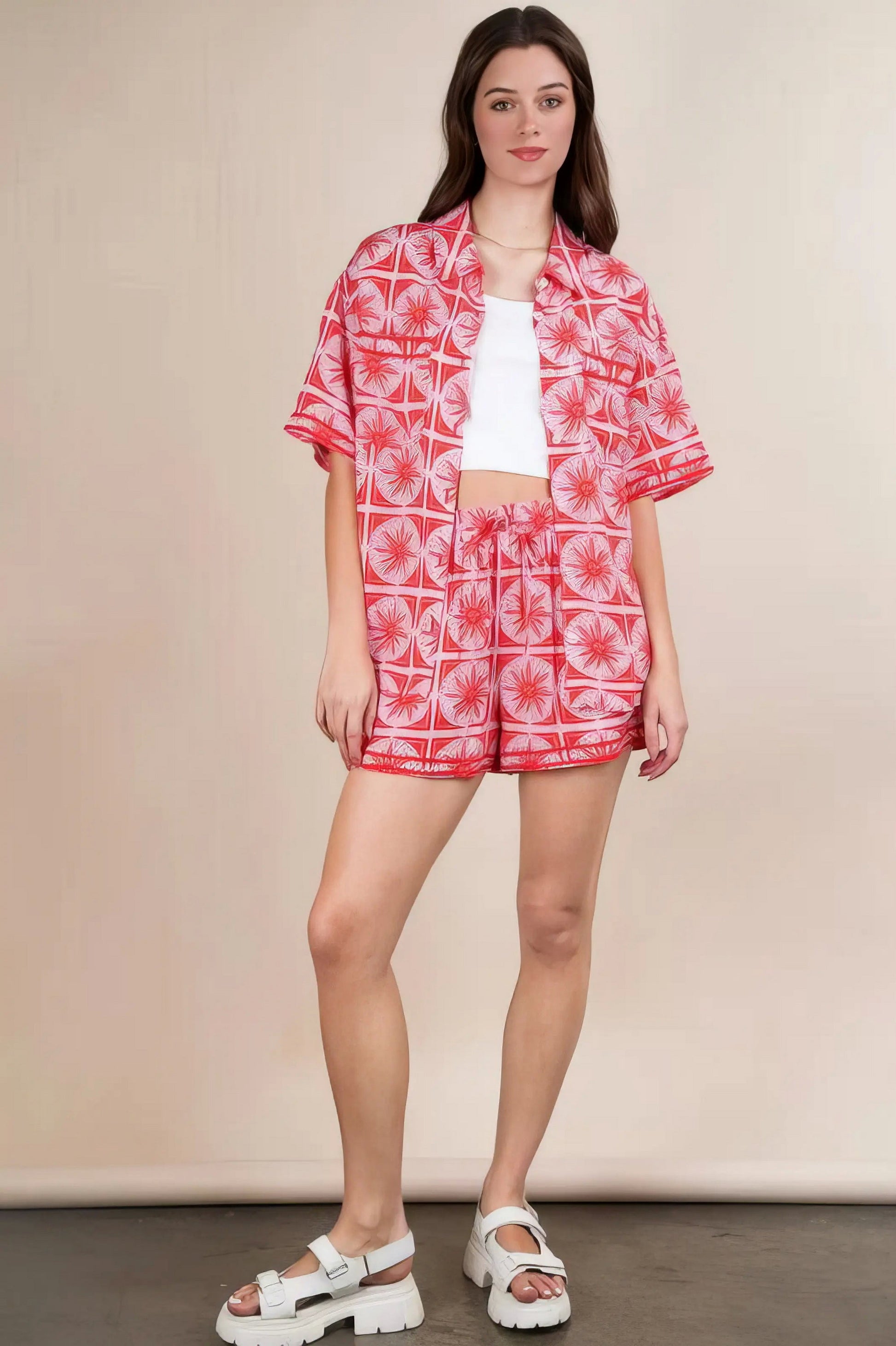plus size tropical printed shirt top and shorts set, vibrant vacation style outfit, comfortable women's two-piece set, lush tropical print, relaxed fit top and shorts, ideal for beach days or summer outings