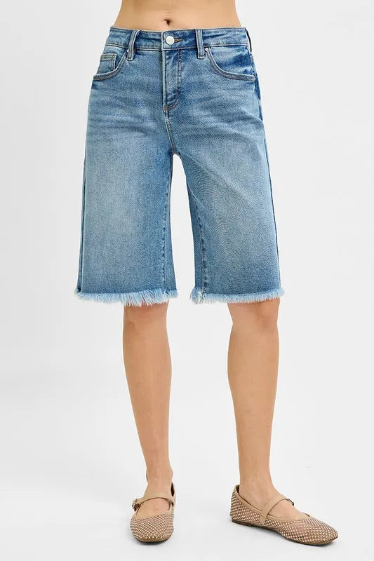 High waist cuff denim shorts with drawstring and pockets.