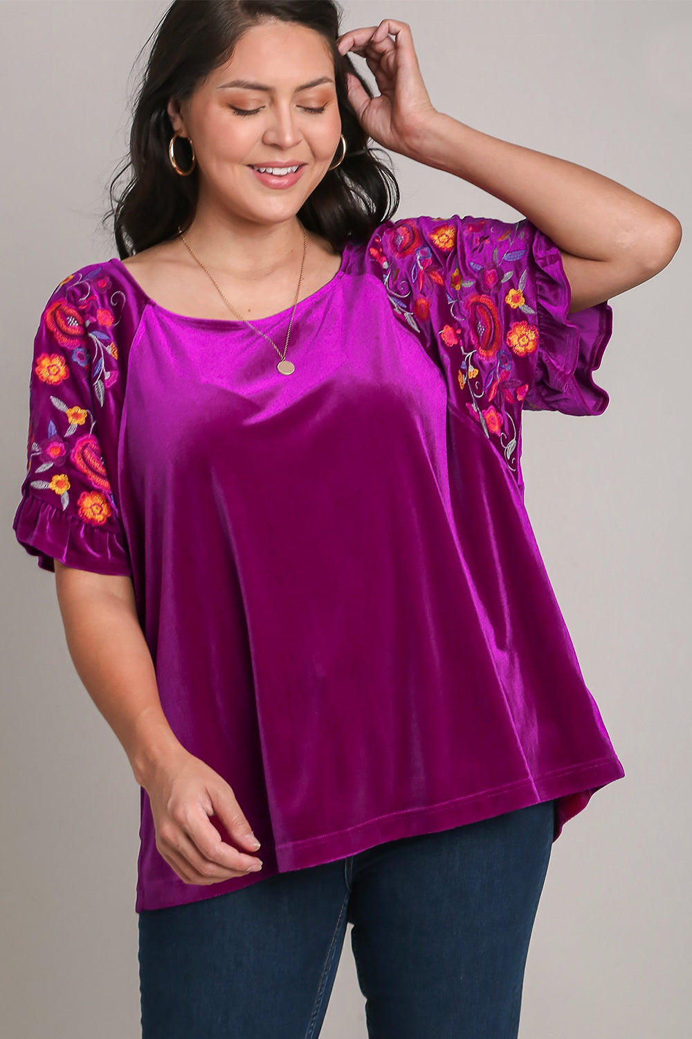 Umgee Full Size Velvet Embroidery Short Sleeve Blouse.