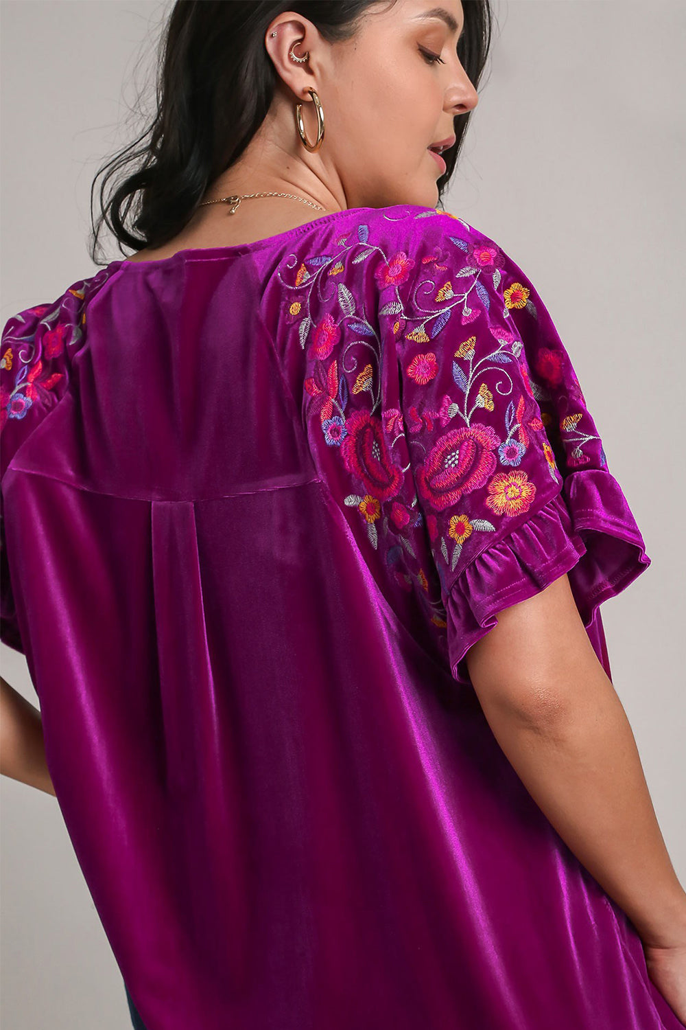 Umgee Full Size Velvet Embroidery Short Sleeve Blouse.