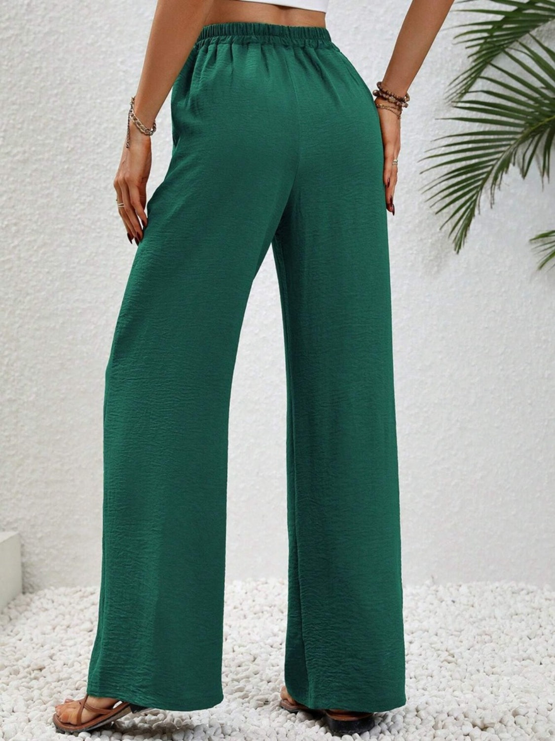Wide leg drawstring pants, opaque.