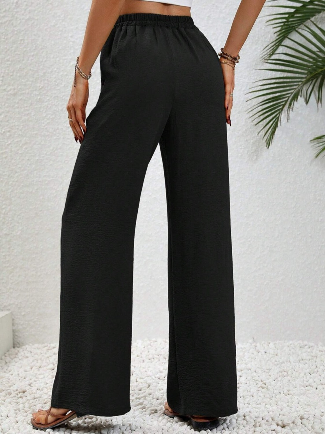 Wide leg drawstring pants, opaque.